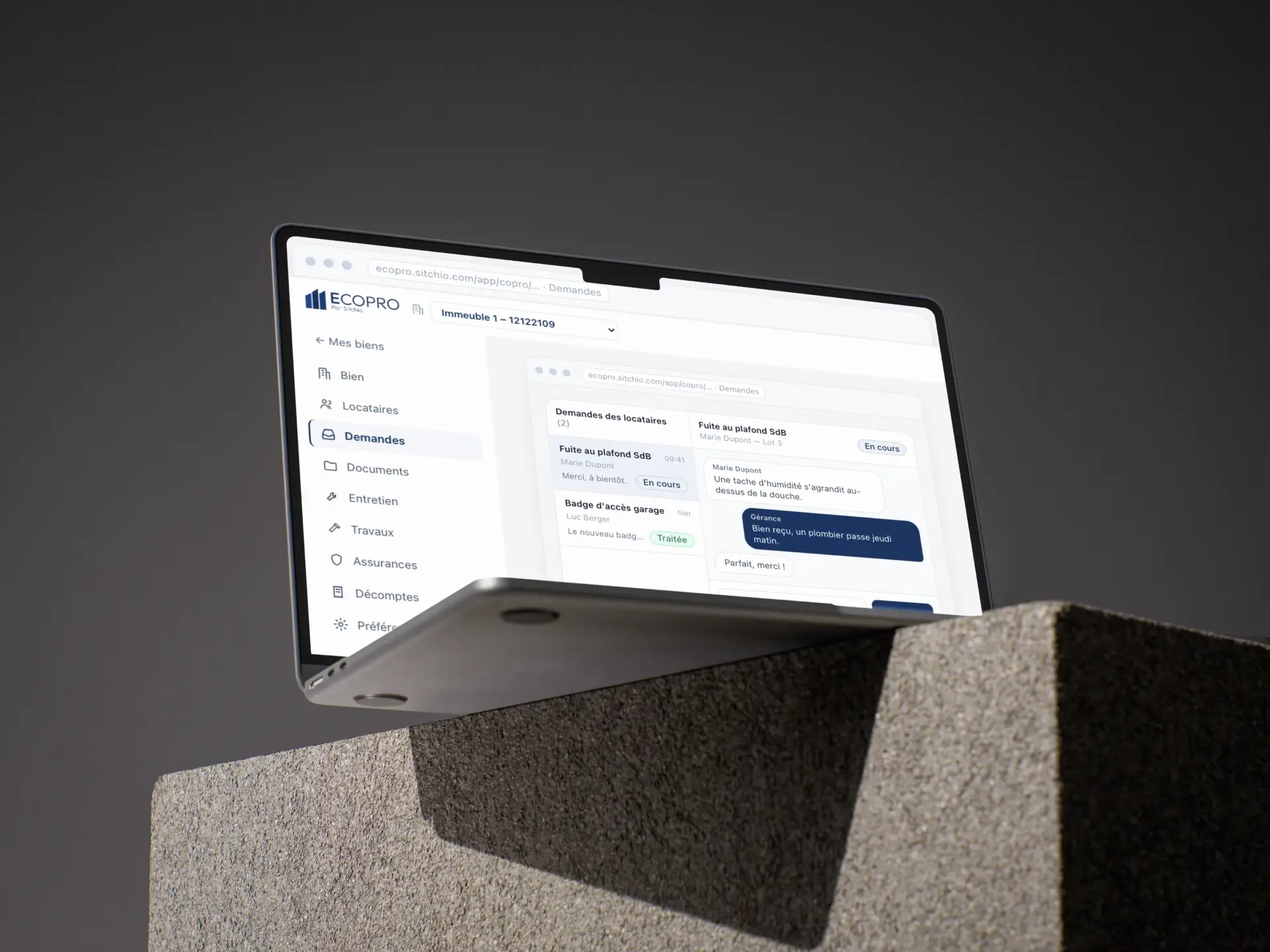 Le portail Ecopro ouvert sur un ordinateur portable : connexion à l'espace copropriété et documents partagés (Bureautique) d'une agence